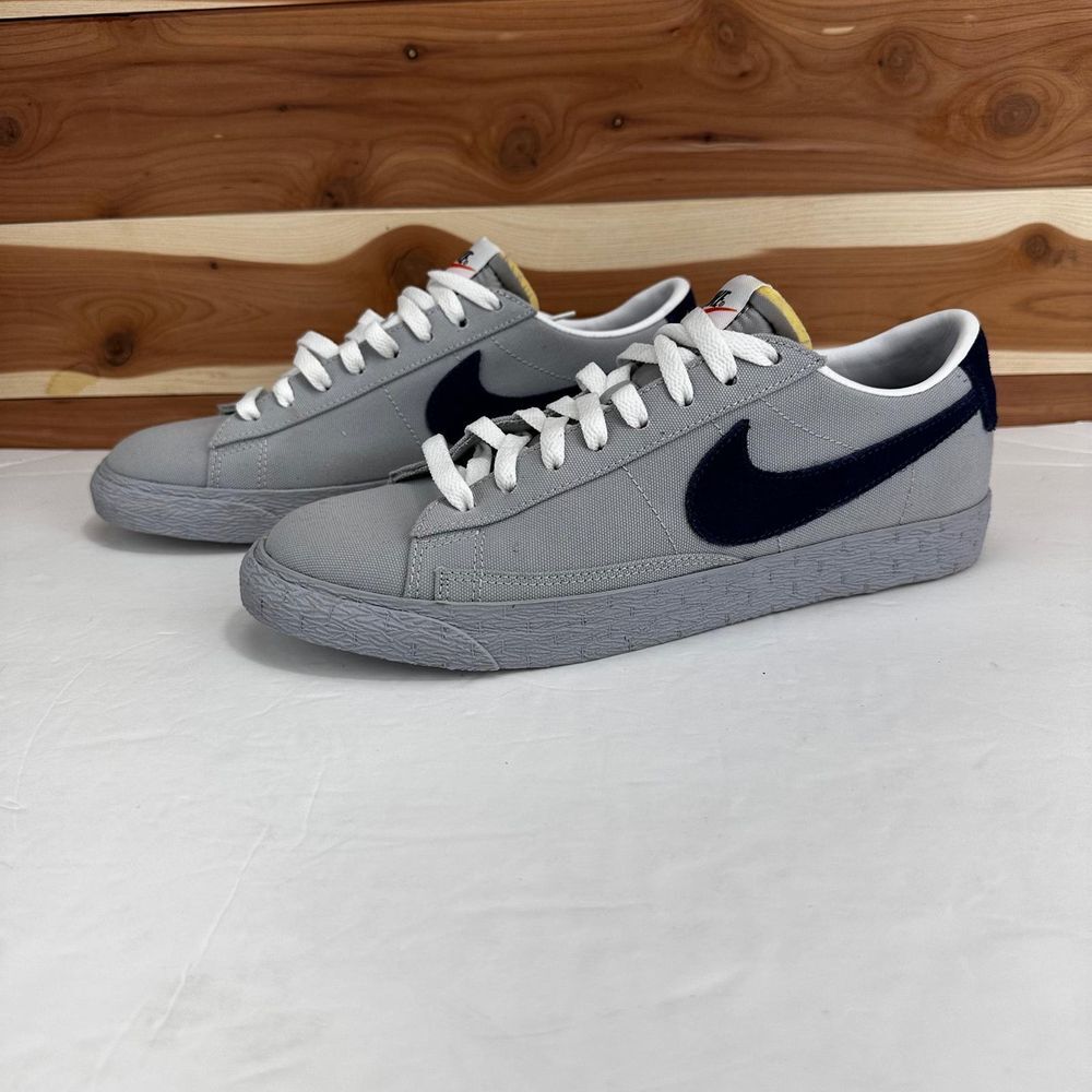 Nike‎ ID Blazer Women's Low Sneakers Gray/Navy with logo GO HR size 10